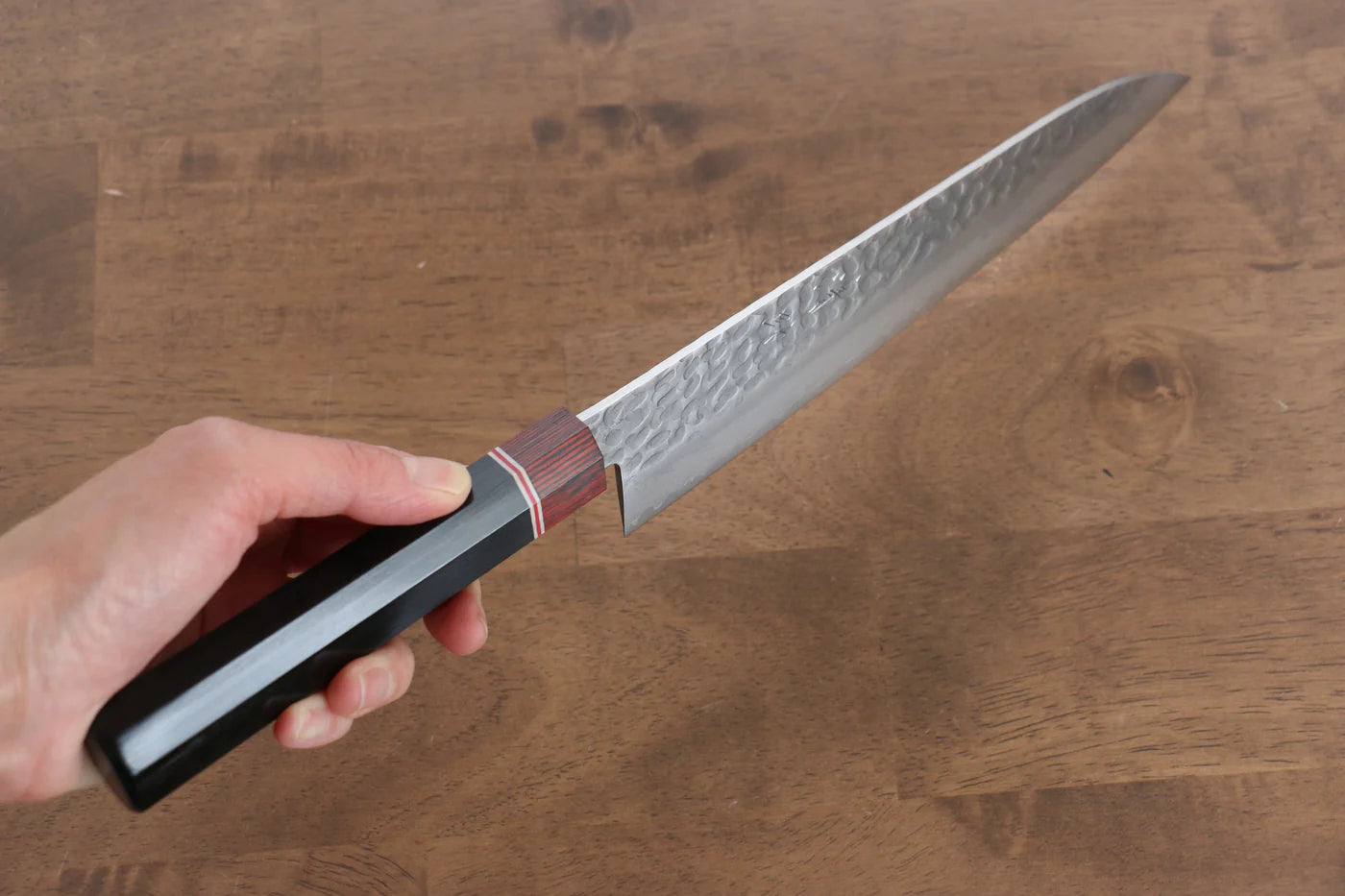 Seisuke VG10 ดามัสกัส มีดกิวโตะ Gyuto มีดทำครัวญี่ปุ่น 210mm ด้ามไม้ Pakka wood สีดำ