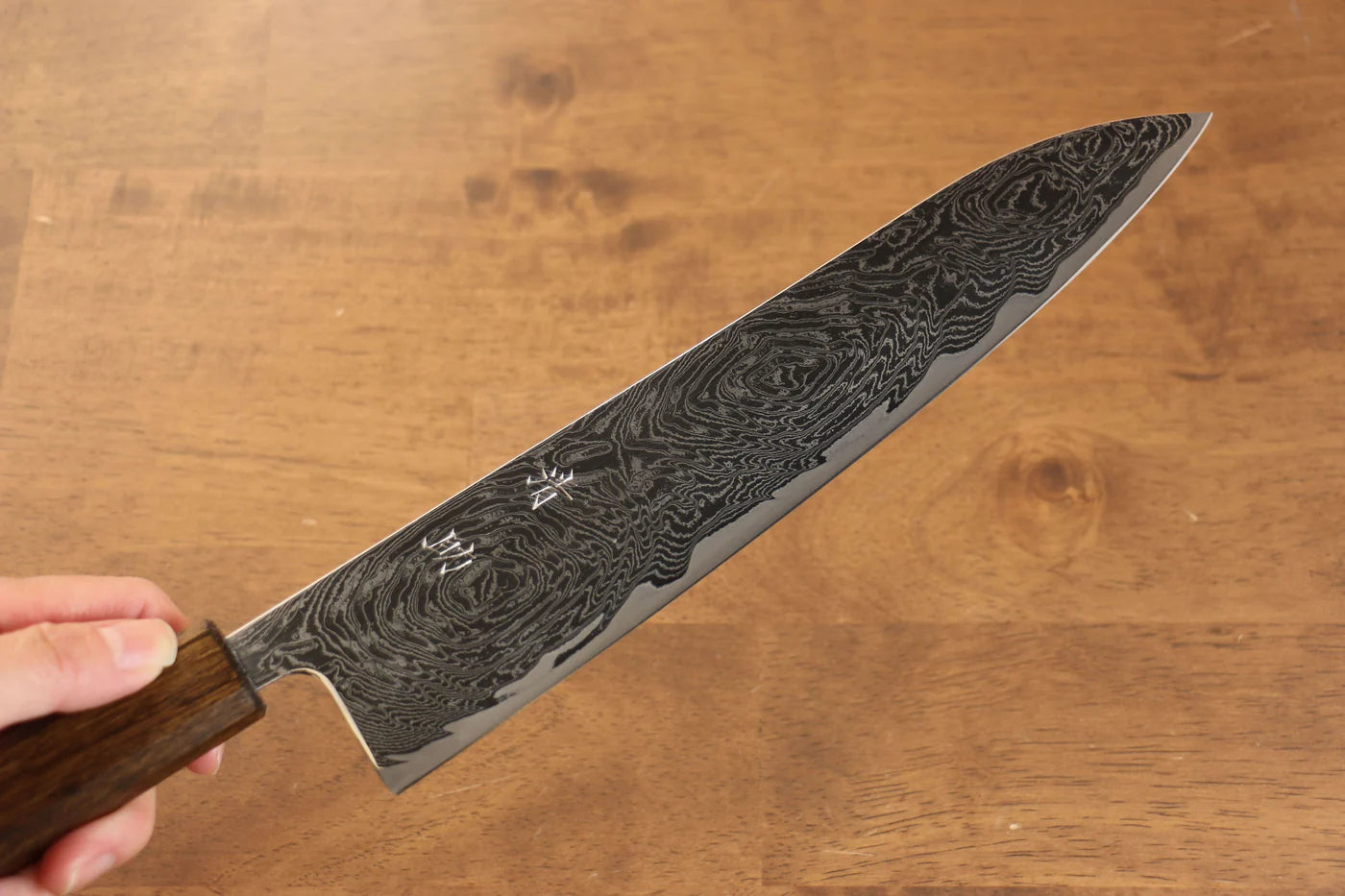 Seisuke Nami AUS10 ขัดขึ้นเงากระจก ลายดามัสกัส มีดกิวโตะ Gyuto มีดทำครัวญี่ปุ่น 240mm ด้ามโอ๊ค