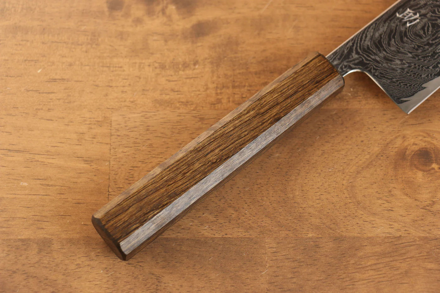 Seisuke Nami AUS10 ขัดขึ้นเงากระจก ลายดามัสกัส มีดกิวโตะ Gyuto มีดทำครัวญี่ปุ่น 240mm ด้ามโอ๊ค