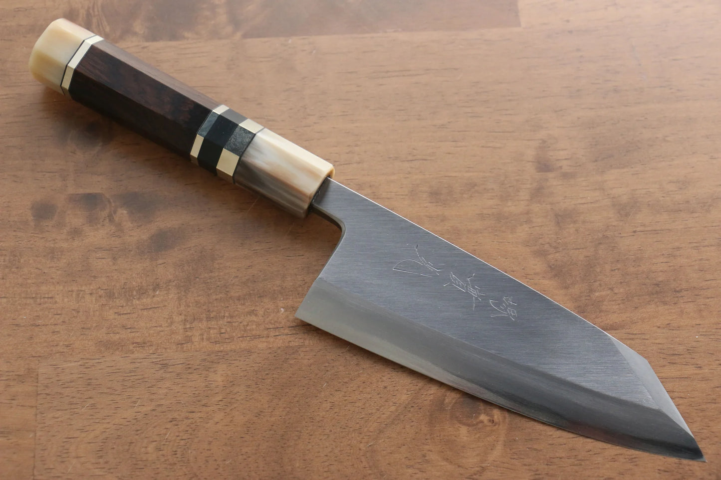 Jikko  White Steel (เหล็กกล้าขาว) มีด Kiritsuke Deba มีดทำครัวญี่ปุ่น 150mm ด้ามไม้มะเกลือ (ประดับห่วงคู่)