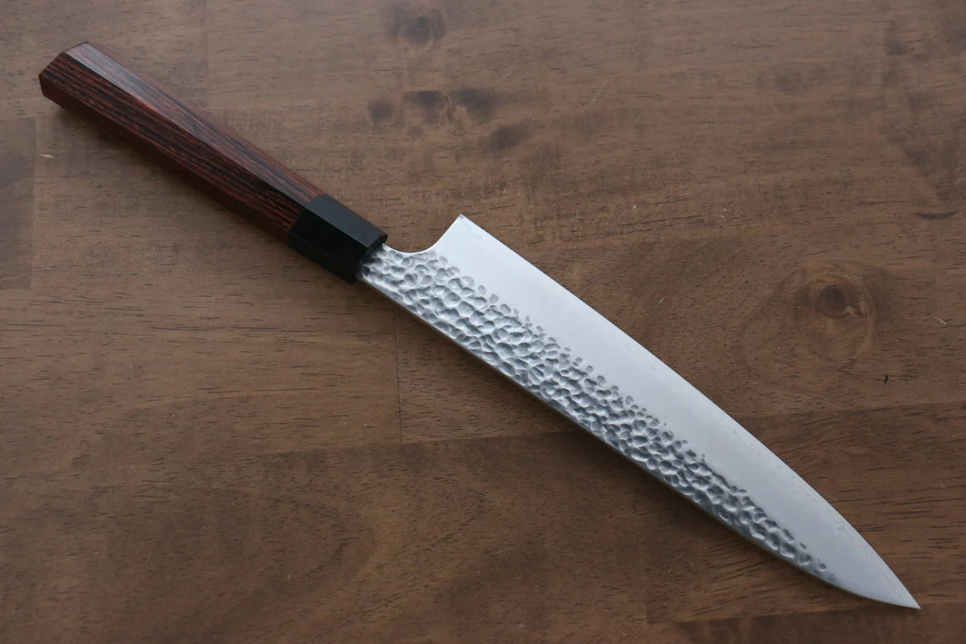 Seki Kanetsugu Heptagon Wood VG2 ลายค้อนตี มีดกิวโตะ Gyuto มีดทำครัวญี่ปุ่น 200mm ด้ามไม้ Pakka wood (หกเหลี่ยม)